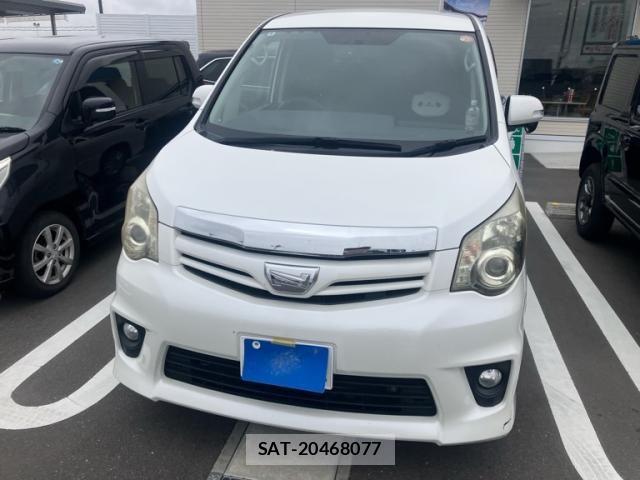 Toyota NOAH 2010-09 7359050-2