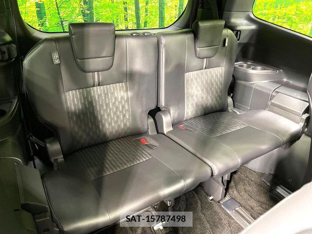 Toyota NOAH 2023-03 7359038-10