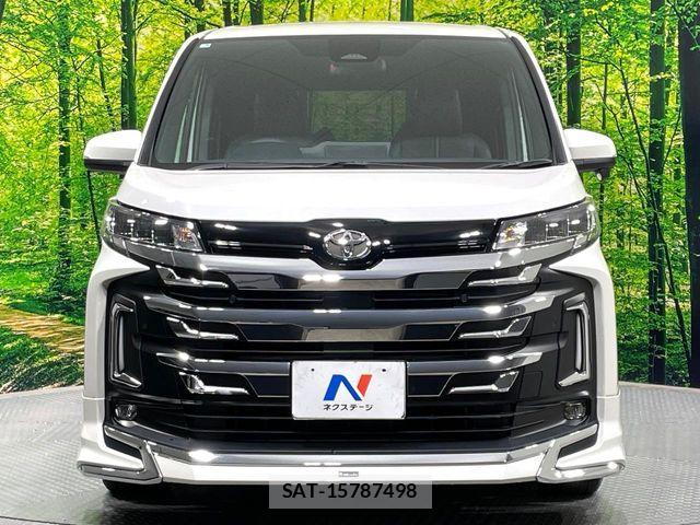 Toyota NOAH 2023-03 7359038-15