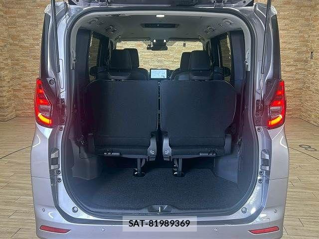 Toyota NOAH 2024-09 7359032-12