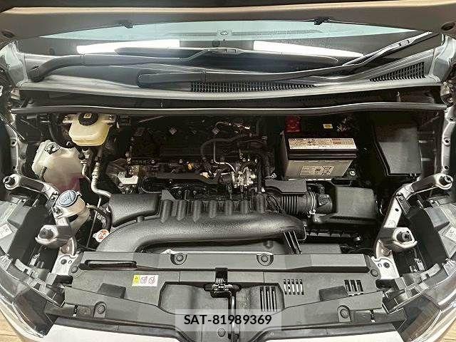 Toyota NOAH 2024-09 7359032-17