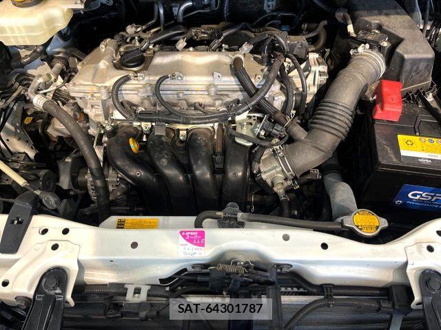 Toyota NOAH 2015-01 7359040-17