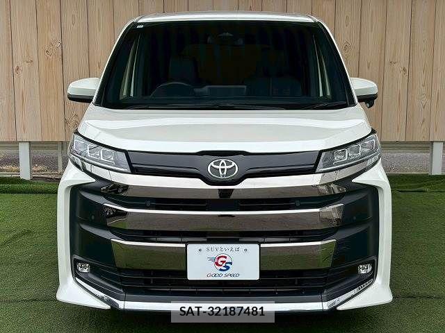 Toyota NOAH 2023-11 7359033-3