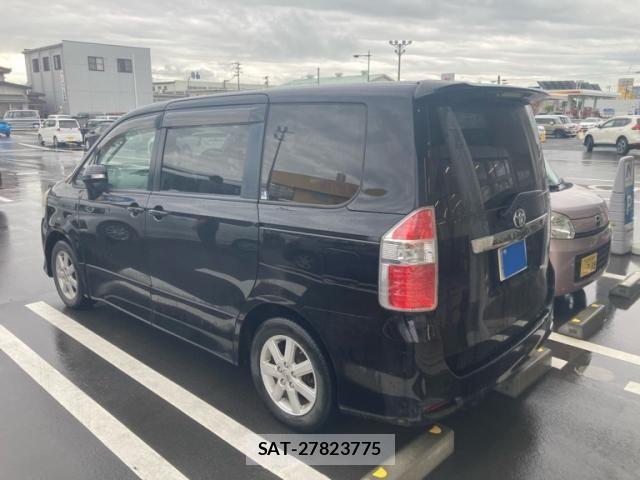 Toyota NOAH 2007-08 7359048-5