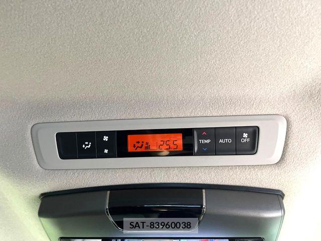 Toyota NOAH 2014-02 7393256-7