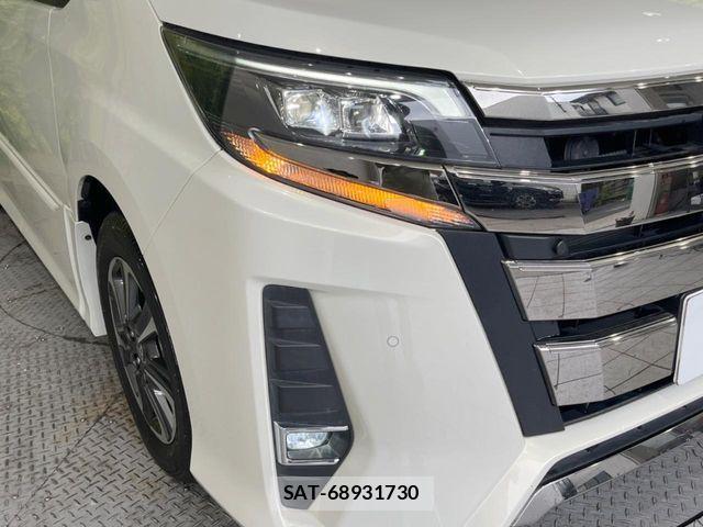 Toyota NOAH 2019-10 7393247-11