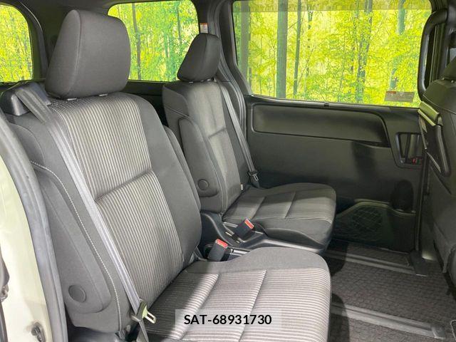Toyota NOAH 2019-10 7393247-7