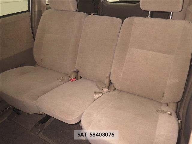 Toyota NOAH 2005-11 7400698-2