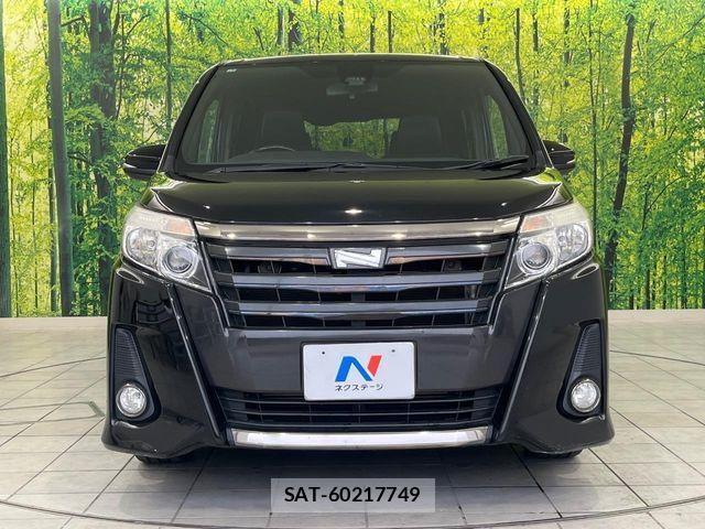Toyota NOAH 2017-01 7393257-14