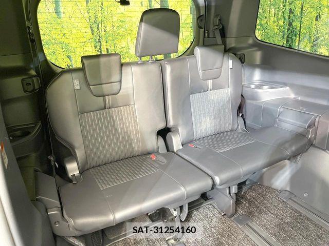 Toyota NOAH 2023-09 7393223-9