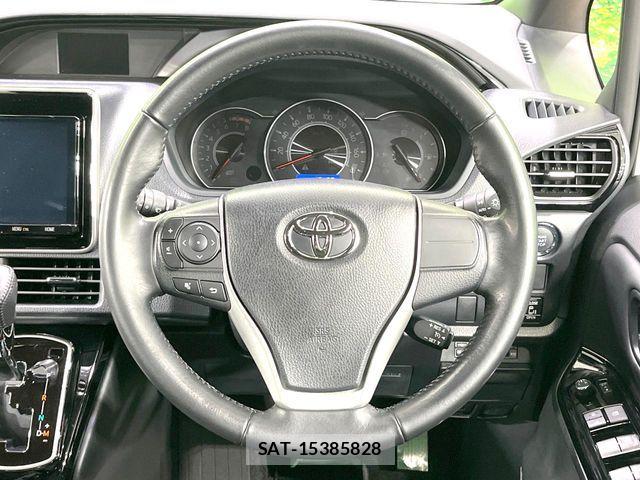 Toyota NOAH 2019-11 7393238-12