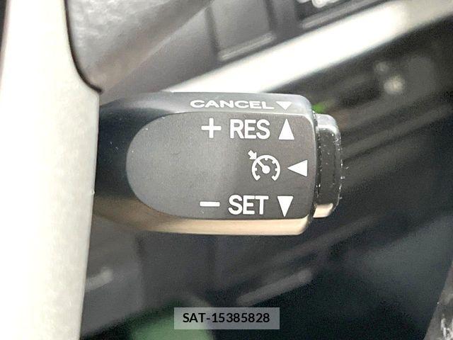 Toyota NOAH 2019-11 7393238-7