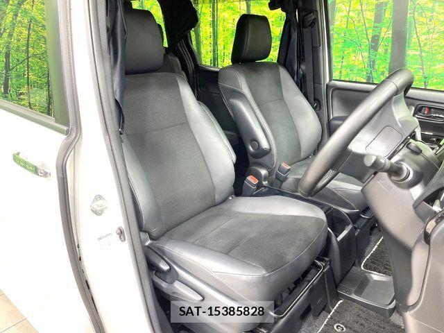 Toyota NOAH 2019-11 7393238-8