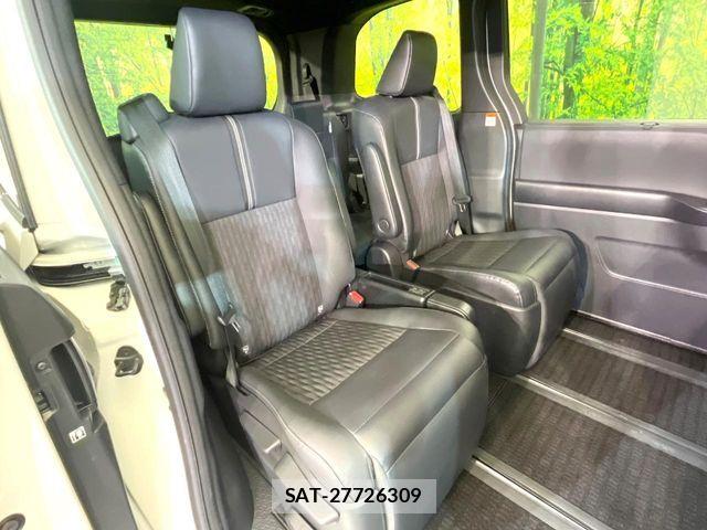 Toyota NOAH 2023-07 7393234-8