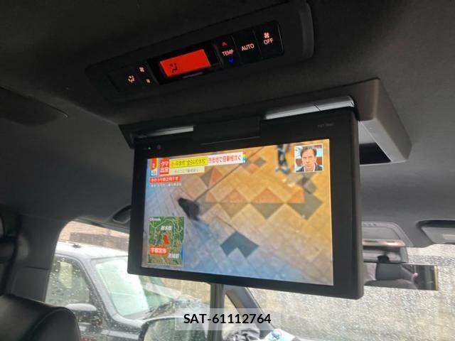 Toyota NOAH 2018-06 7393253-15