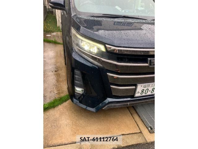 Toyota NOAH 2018-06 7393253-17