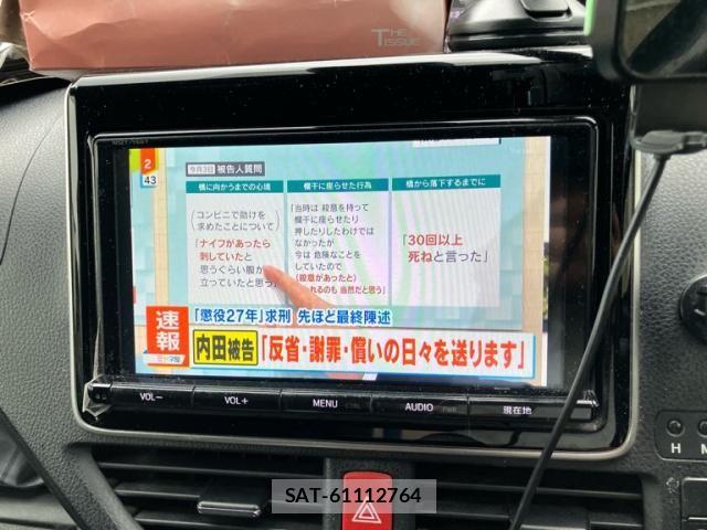 Toyota NOAH 2018-06 7393253-20