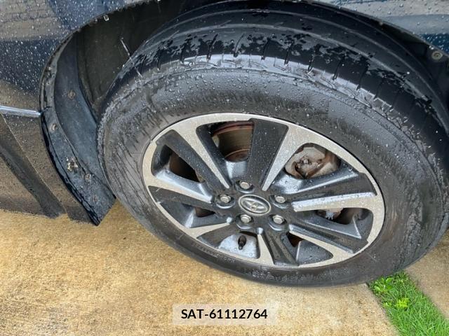 Toyota NOAH 2018-06 7393253-3