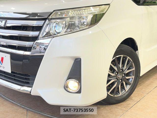 Toyota NOAH 2014-08 7393254-12