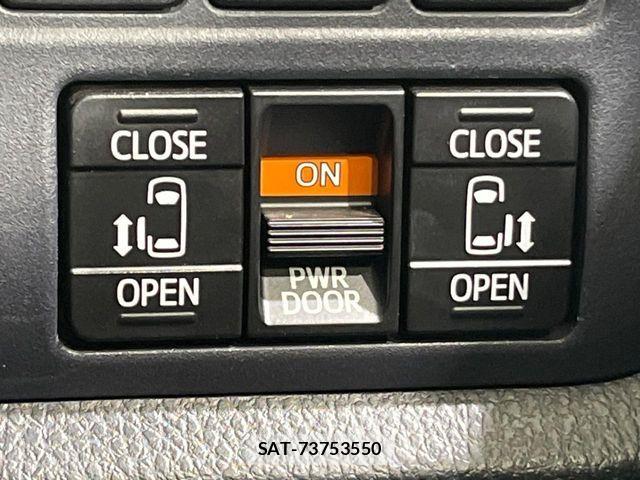 Toyota NOAH 2014-08 7393254-5