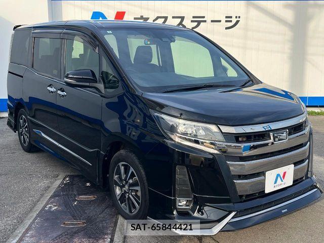 Toyota NOAH 2018-03 7393248-16