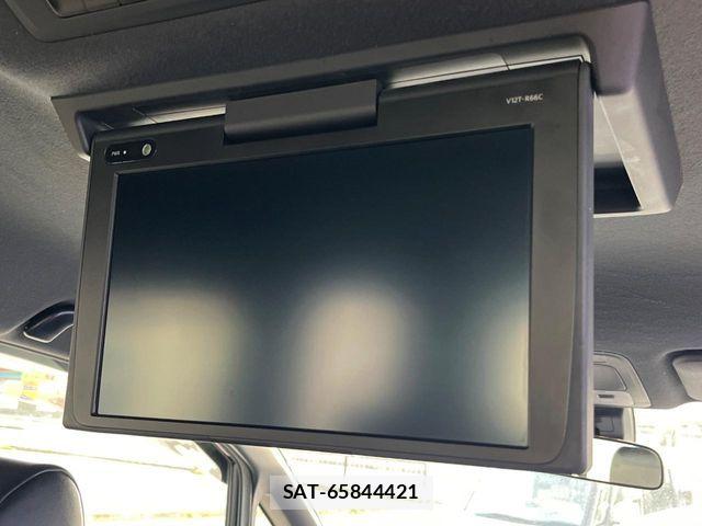 Toyota NOAH 2018-03 7393248-6