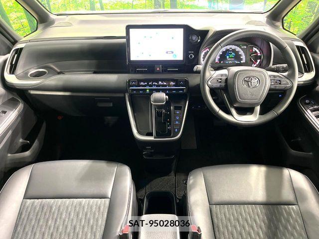 Toyota NOAH 2023-11 7393237-1