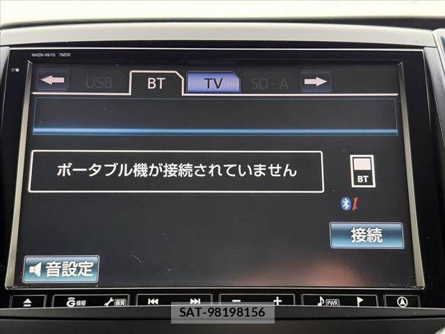 Toyota NOAH 2012-02 7393259-22