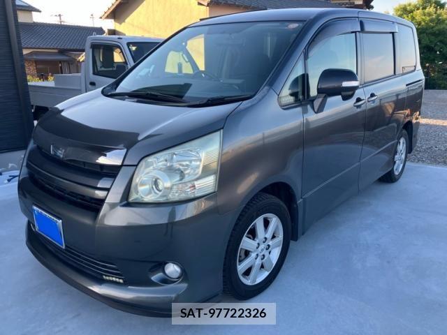 Toyota NOAH 2010-02 7393260-0