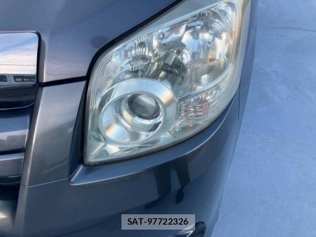 Toyota NOAH 2010-02 7393260-10