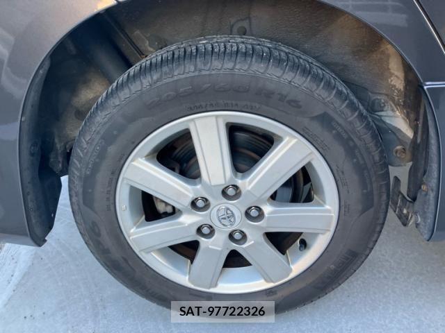 Toyota NOAH 2010-02 7393260-7