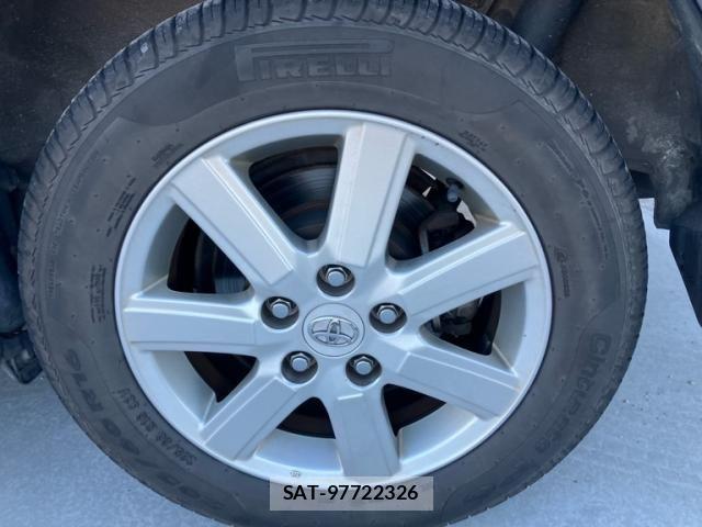 Toyota NOAH 2010-02 7393260-8
