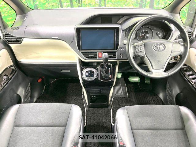 Toyota NOAH 2018-09 7393239-1
