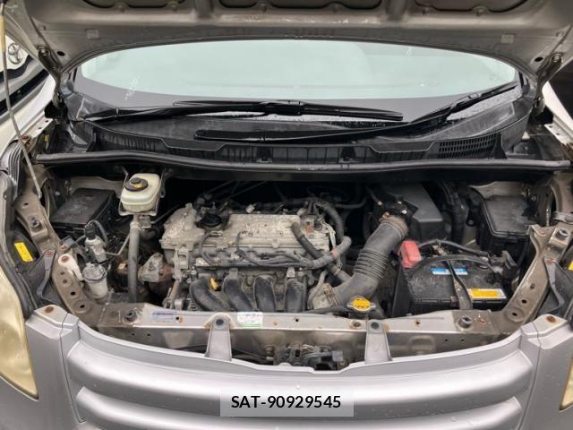 Toyota NOAH 2009-06 7393267-11