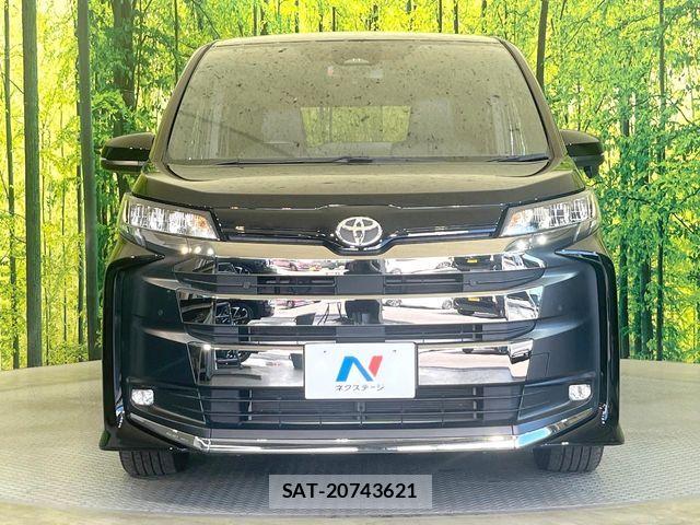 Toyota NOAH 2023-02 7393236-14