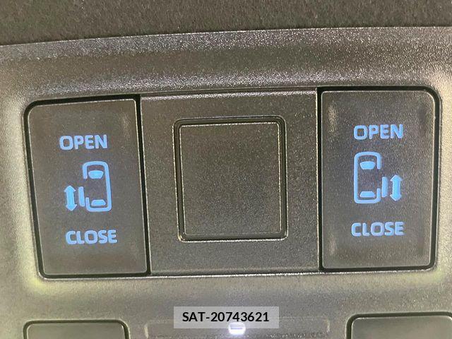 Toyota NOAH 2023-02 7393236-4