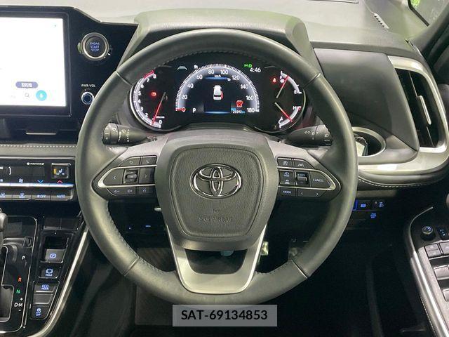 Toyota NOAH 2023-06 7393222-12
