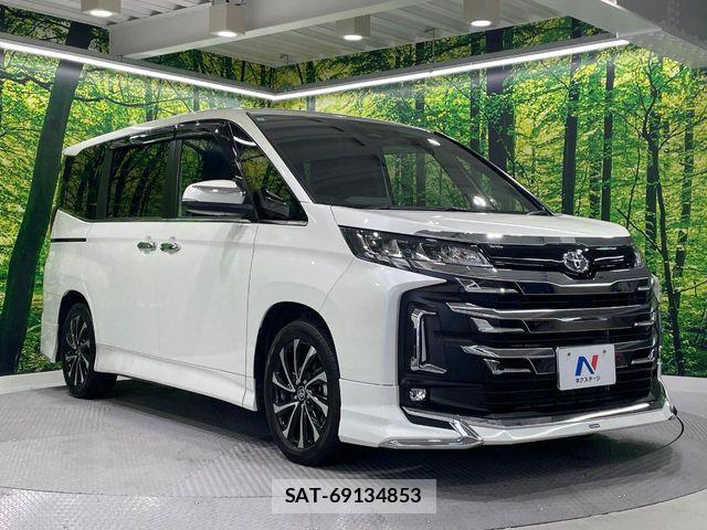 Toyota NOAH 2023-06 7393222-17