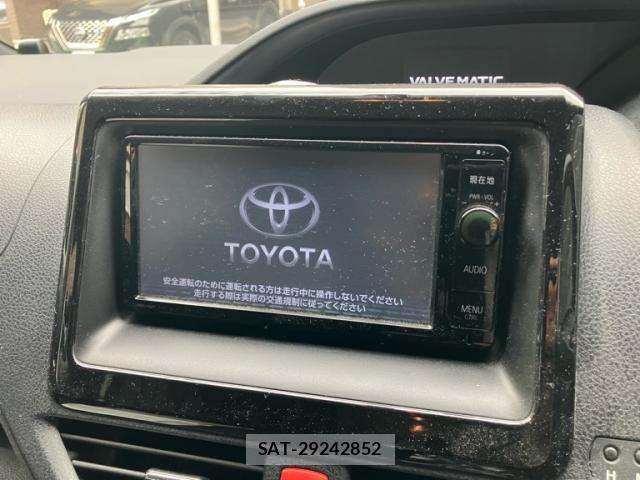 Toyota NOAH 2015-09 7456358-21