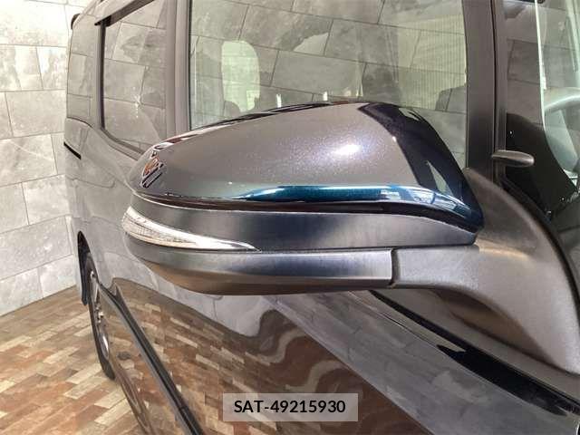 Toyota NOAH 2017-11 7456346-15