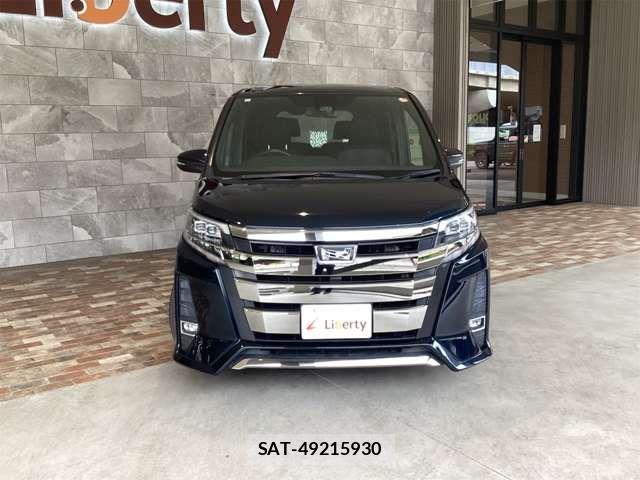 Toyota NOAH 2017-11 7456346-4
