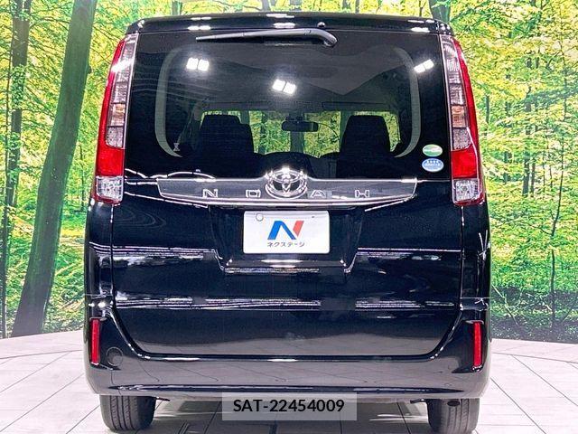 Toyota NOAH 2015-02 7456352-15