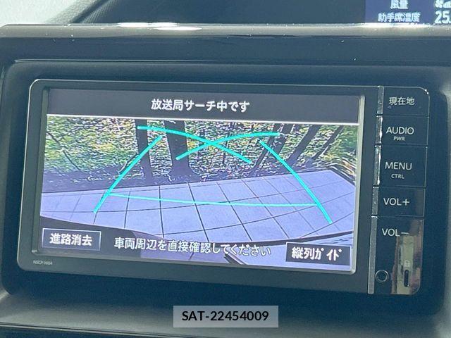 Toyota NOAH 2015-02 7456352-3
