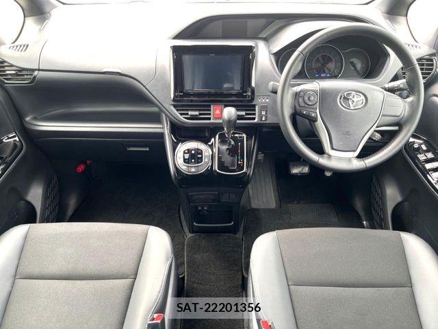 Toyota NOAH 2019-12 7456340-1