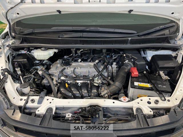 Toyota NOAH 2018-05 7456347-17