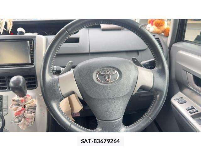 Toyota NOAH 2009-09 7456364-9