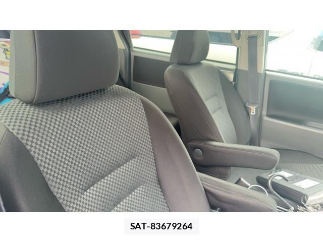Toyota NOAH 2009-09 7456364-15