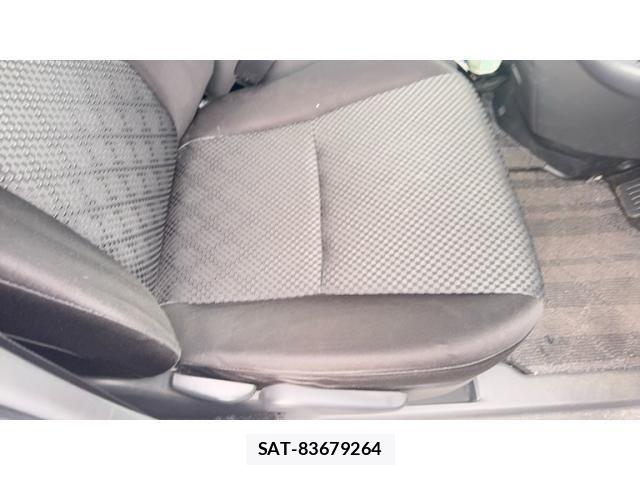 Toyota NOAH 2009-09 7456364-16