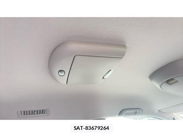 Toyota NOAH 2009-09 7456364-20