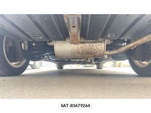 Toyota NOAH 2009-09 7456364-7